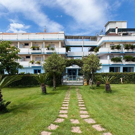 Hotel Marina Roseto Degli Abruzzi Luaran gambar