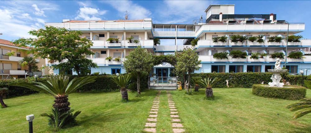 Hotel Marina Roseto Degli Abruzzi Luaran gambar