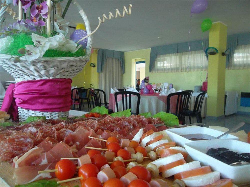 Hotel Marina Roseto Degli Abruzzi Luaran gambar