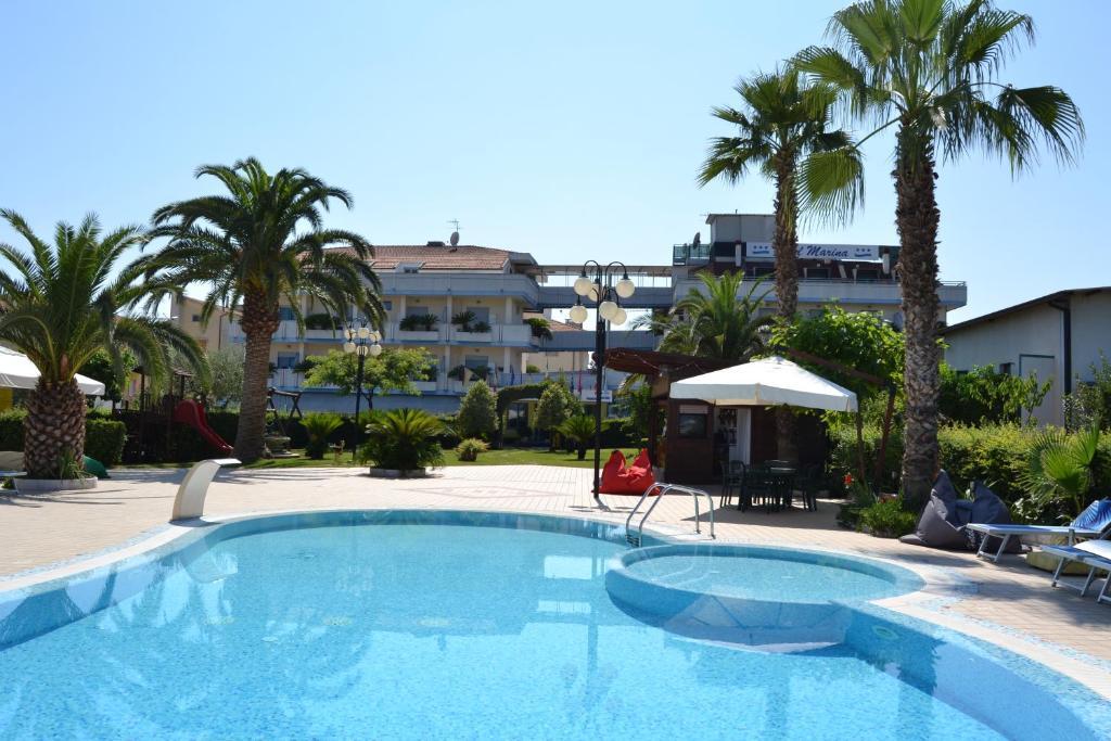 Hotel Marina Roseto Degli Abruzzi Luaran gambar