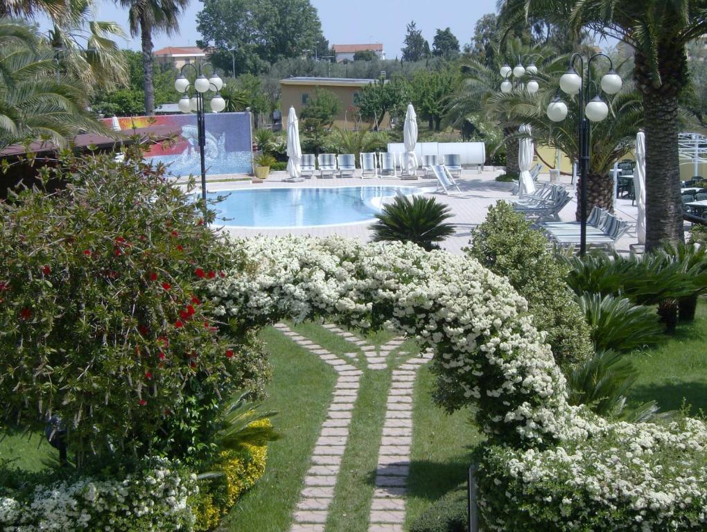 Hotel Marina Roseto Degli Abruzzi Luaran gambar