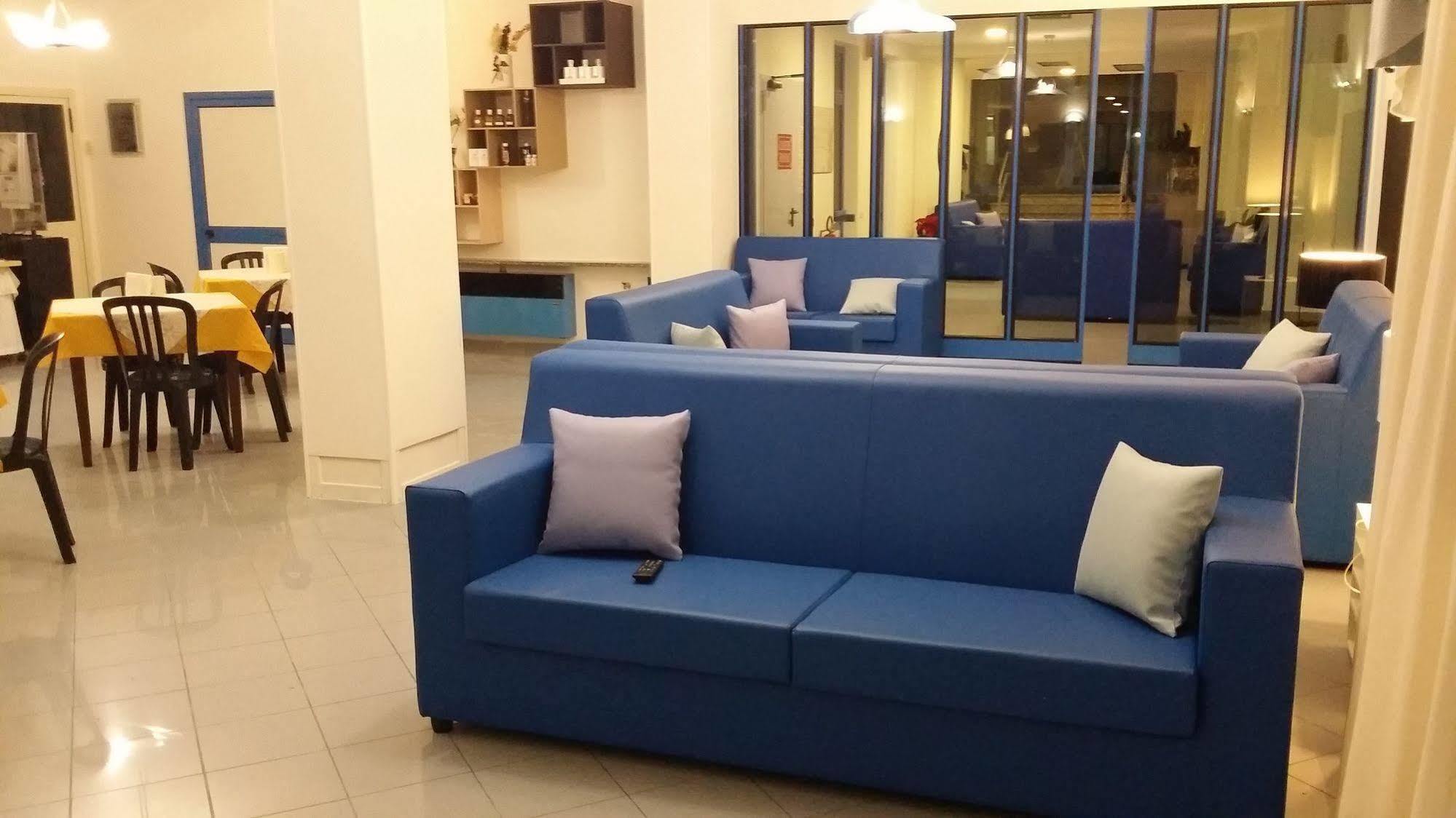 Hotel Marina Roseto Degli Abruzzi Luaran gambar