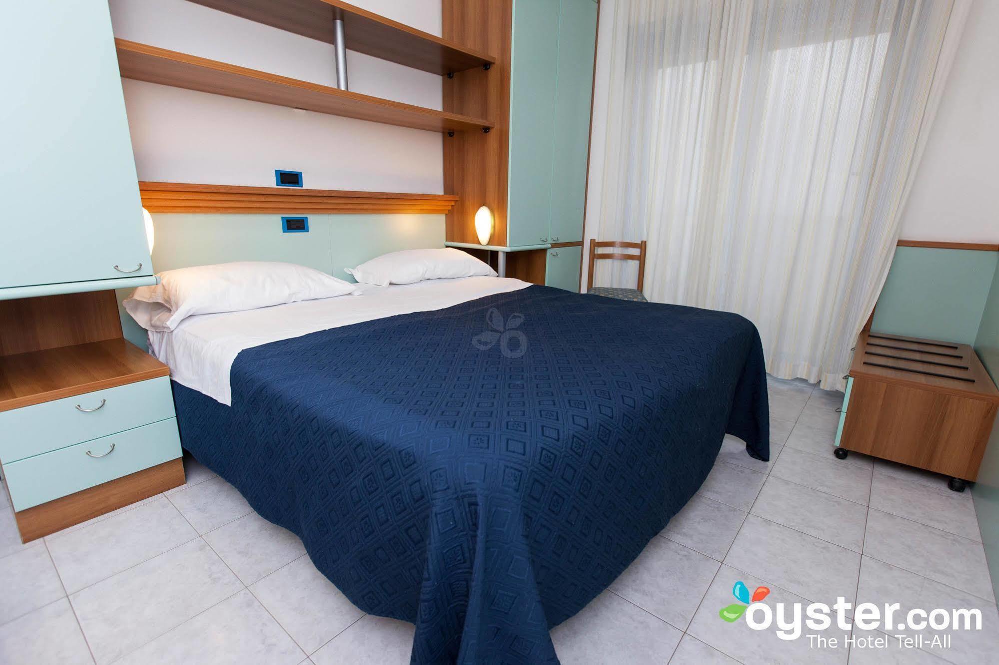 Hotel Marina Roseto Degli Abruzzi Luaran gambar