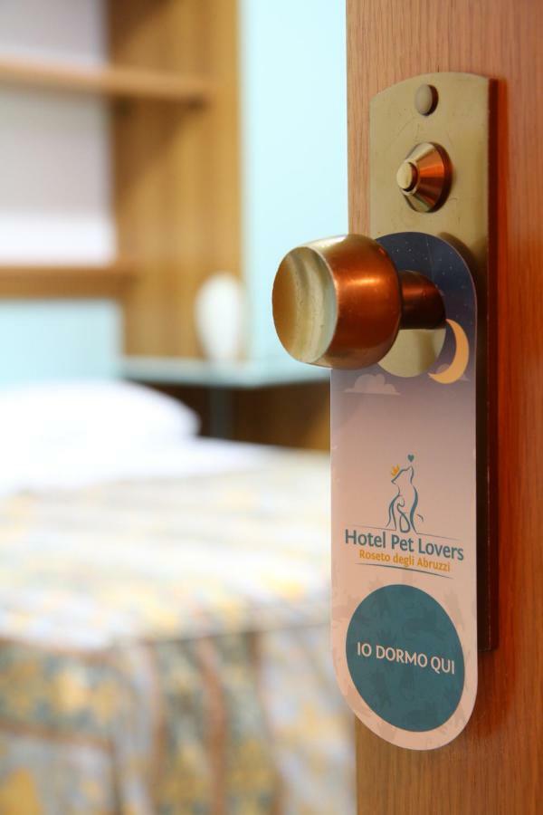 Hotel Marina Roseto Degli Abruzzi Luaran gambar